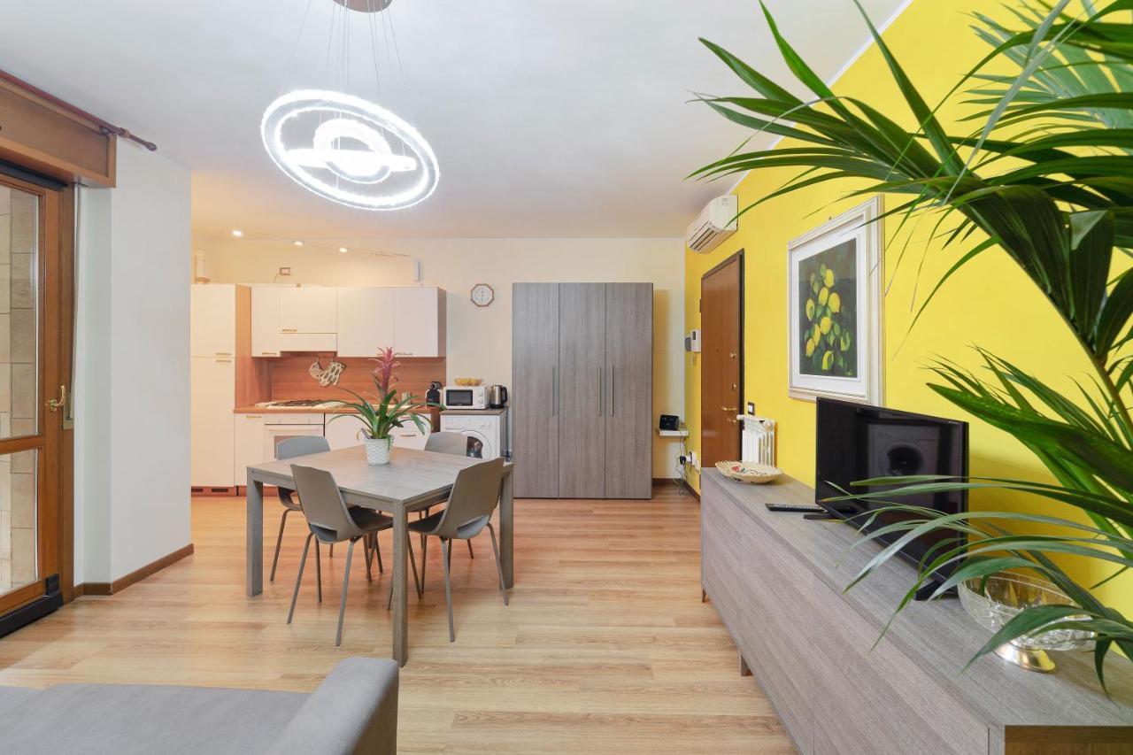 Best Way Rent - Appartamento Con Terrazzo Zona Sempione Milão Exterior foto