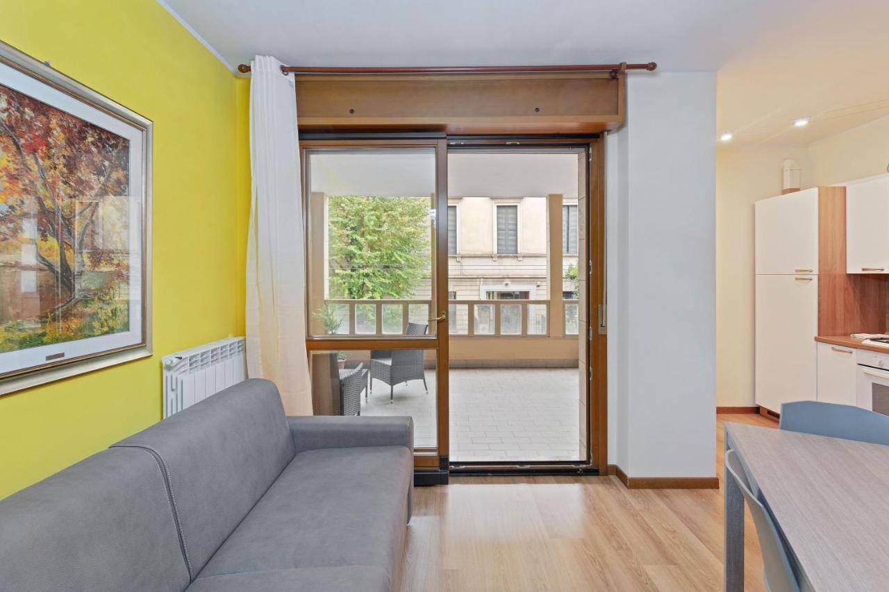 Best Way Rent - Appartamento Con Terrazzo Zona Sempione Milão Exterior foto